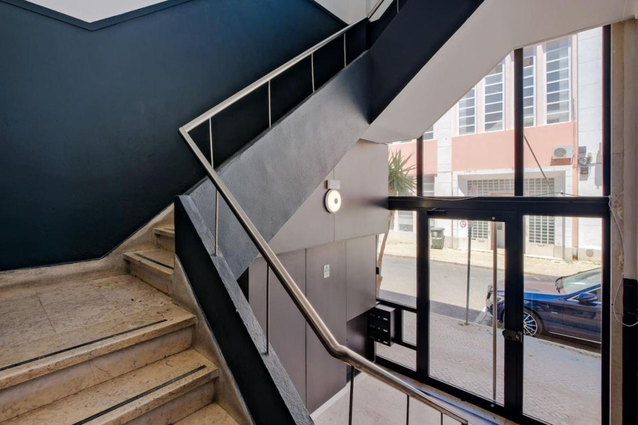 Apartment Lovely Fully Equipped Near Subway N1